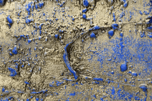 Silent Gilding – Original Gold and Blue Abstract Painting by Edelgard Schroer